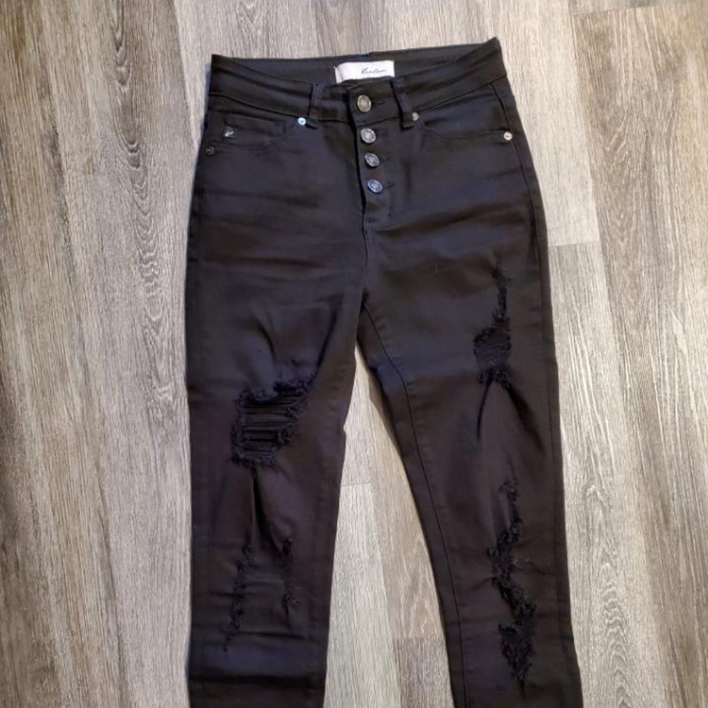*SOLD* Kancan High-rise Destructed Skinny Jeans